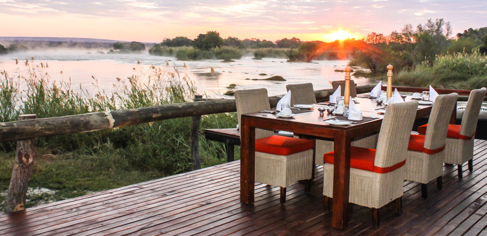 Zambezi Sands Main Dining Area