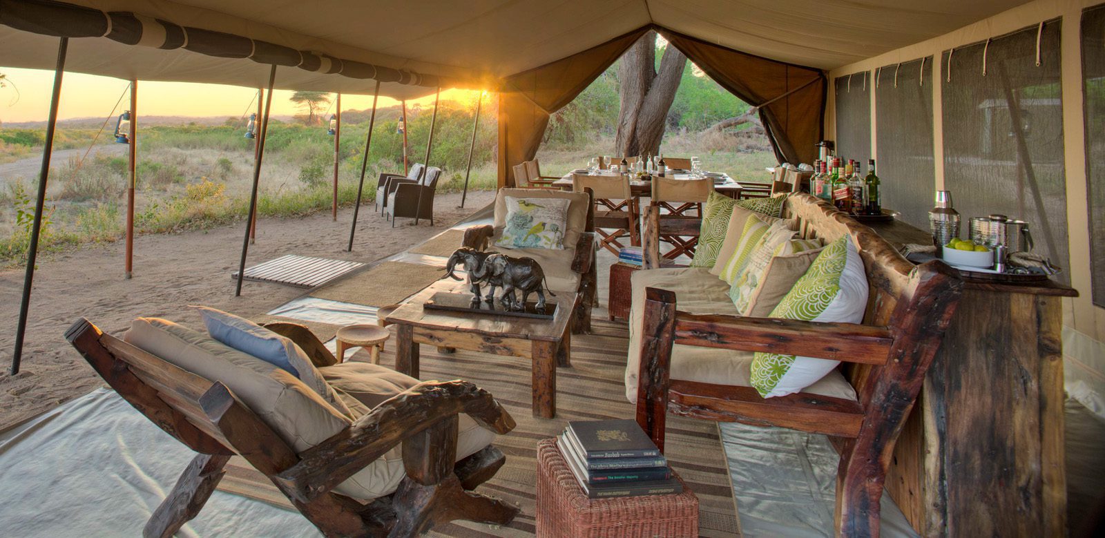 Kichaka Camp Lounge and Dining Areas