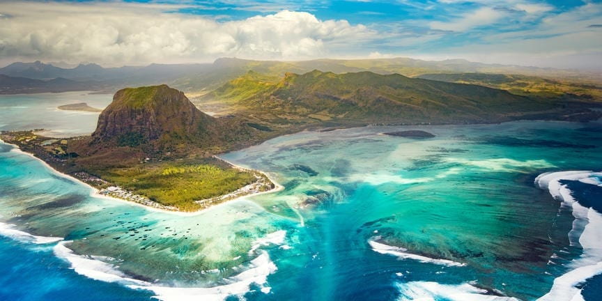 <span>9 Days / 8 Nights</span> Culture & Crystal Clear Seas in Mauritius