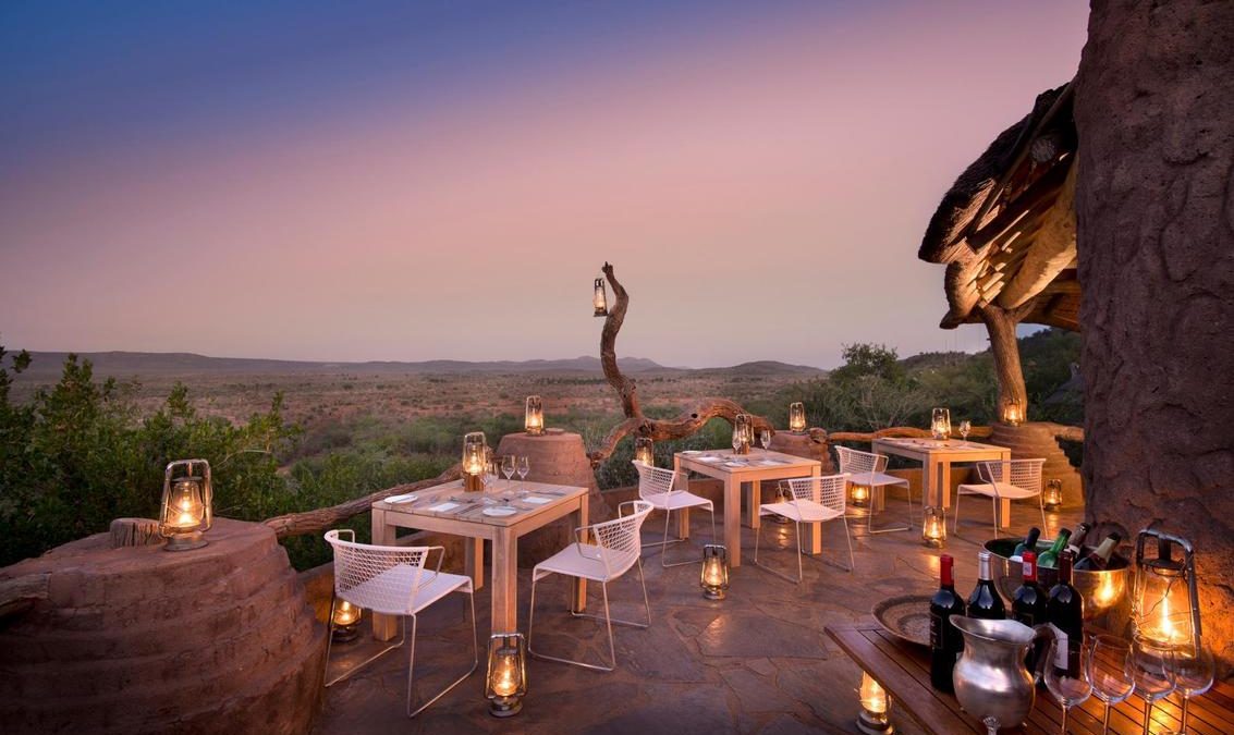 Madikwe-Safari-Lodge-Sunset-Dinners
